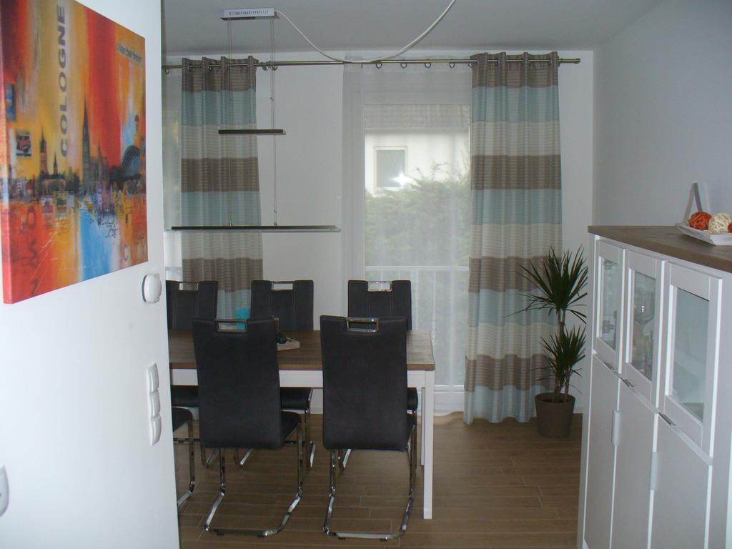 Ferienwohnung Rheinaue Colonia Esterno foto